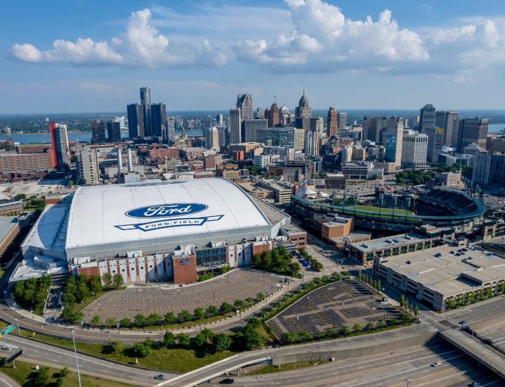 Best Greektown Parking — Guide to Parking in Detroit’s Popular Spots